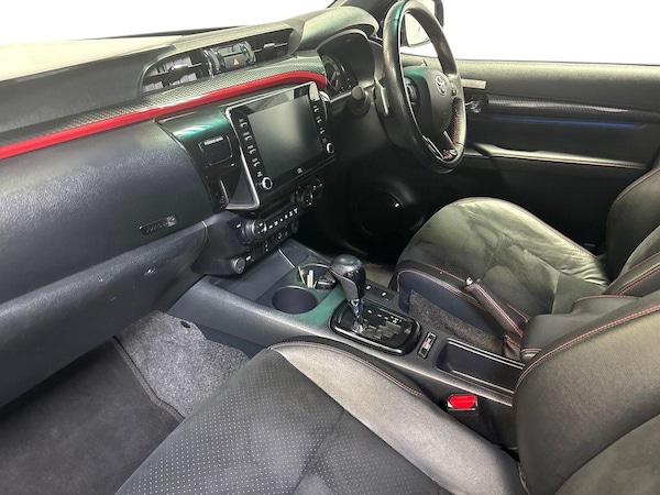 Used Toyota Hilux 2023 for sale - 75490730: Photo 7