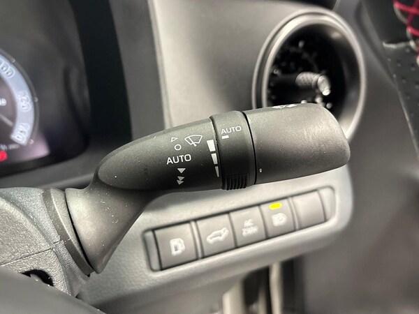 Used Toyota C-HR 2025 for sale - 75490791: Photo 26