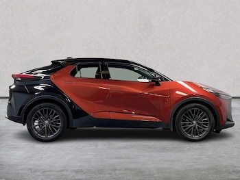 Used Toyota C-HR 2025 for sale - 75491004: Photo