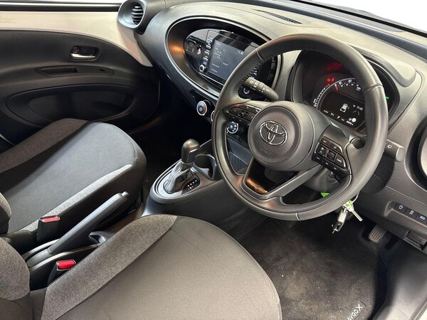 Used Toyota Aygo X 2023 for sale - 76273521: Photo 15