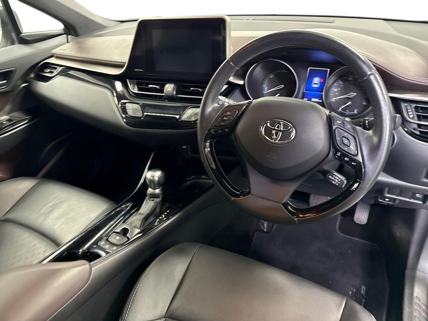 Used Toyota C-HR 2019 for sale - 78193912: Photo 11