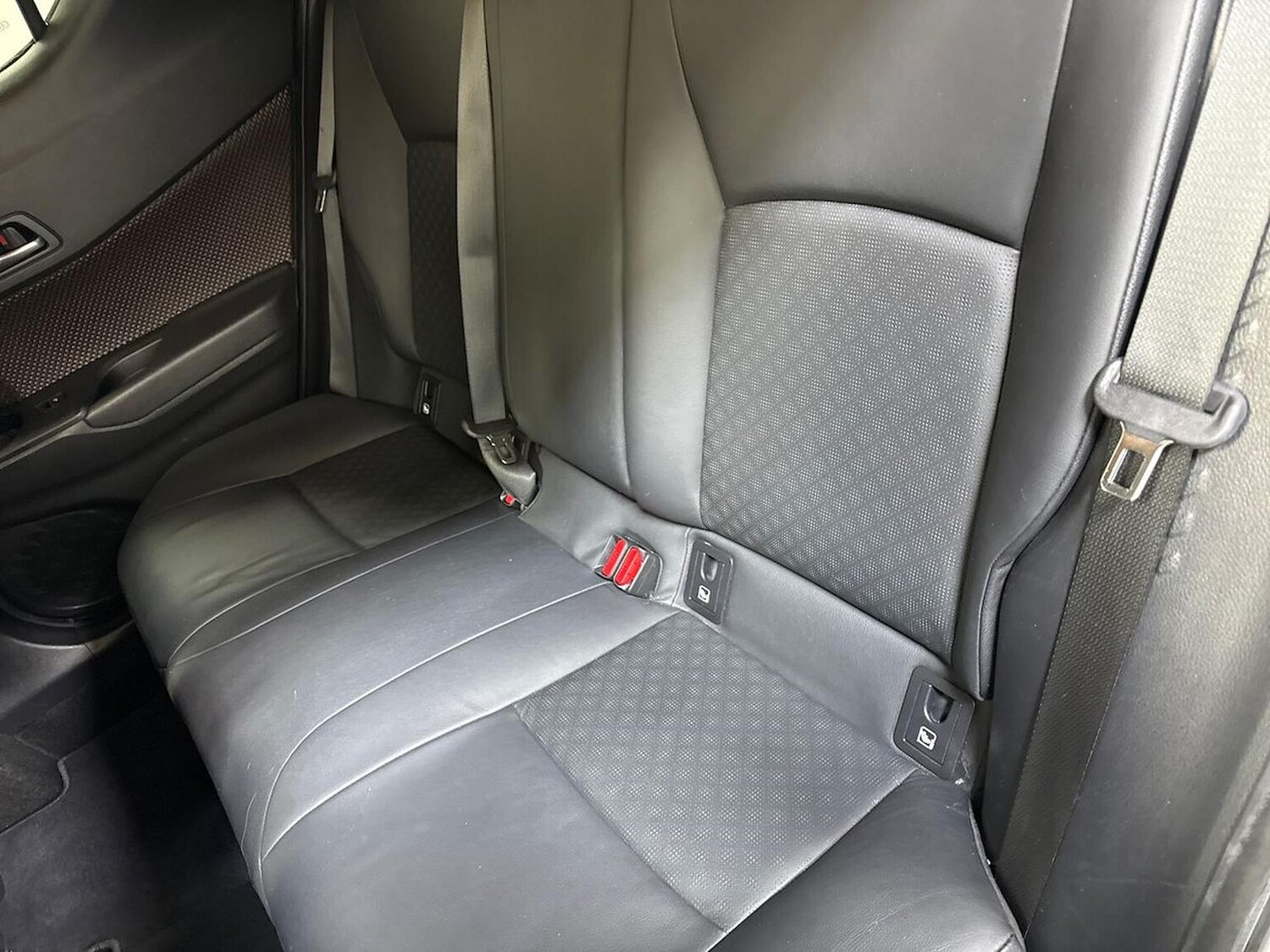 Used Toyota C-HR 2019 for sale - 78193912: Photo 18