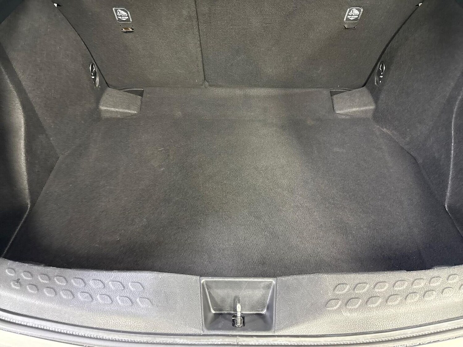 Used Toyota C-HR 2019 for sale - 78193912: Photo 19