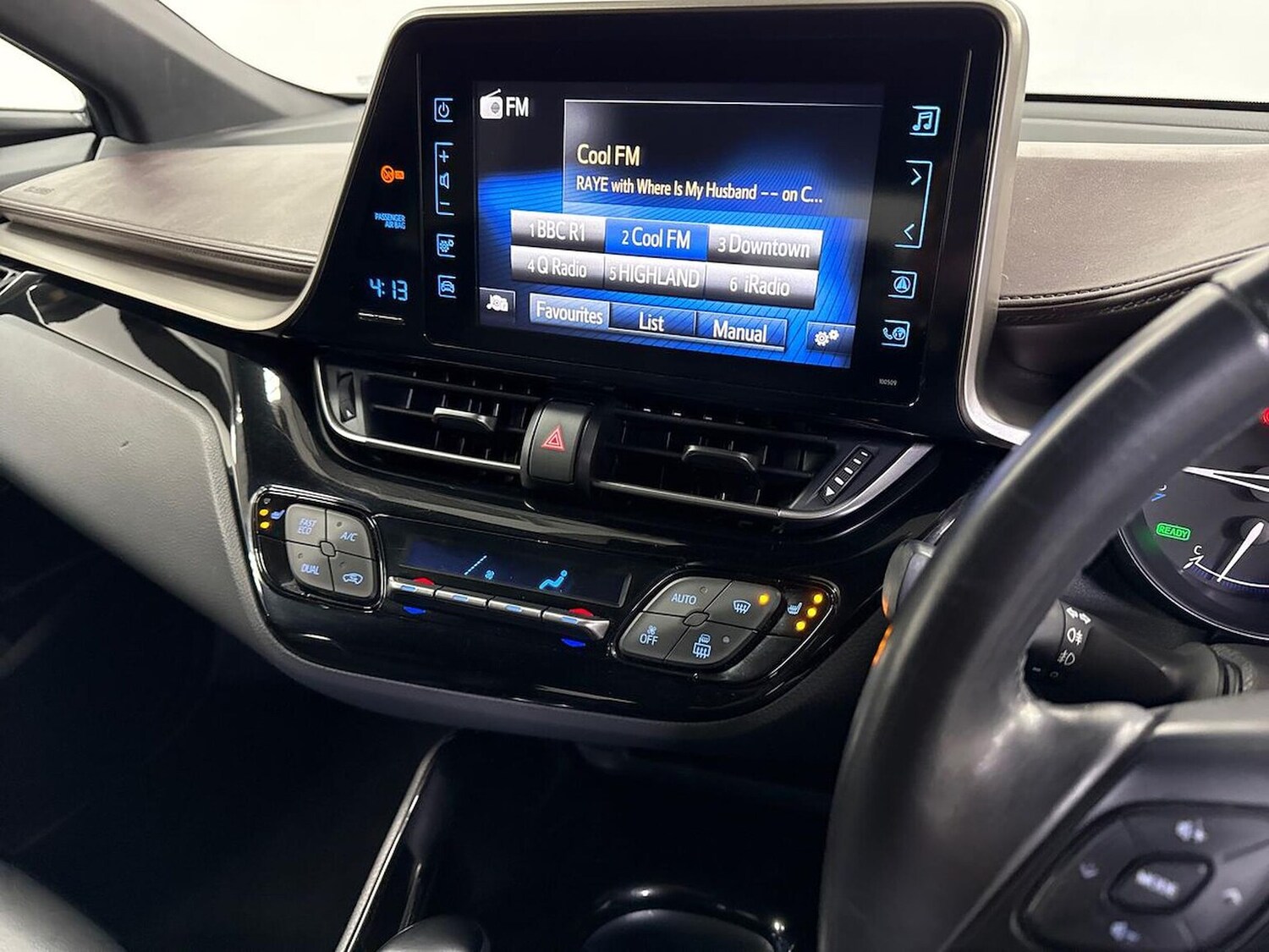 Used Toyota C-HR 2019 for sale - 78193912: Photo 25