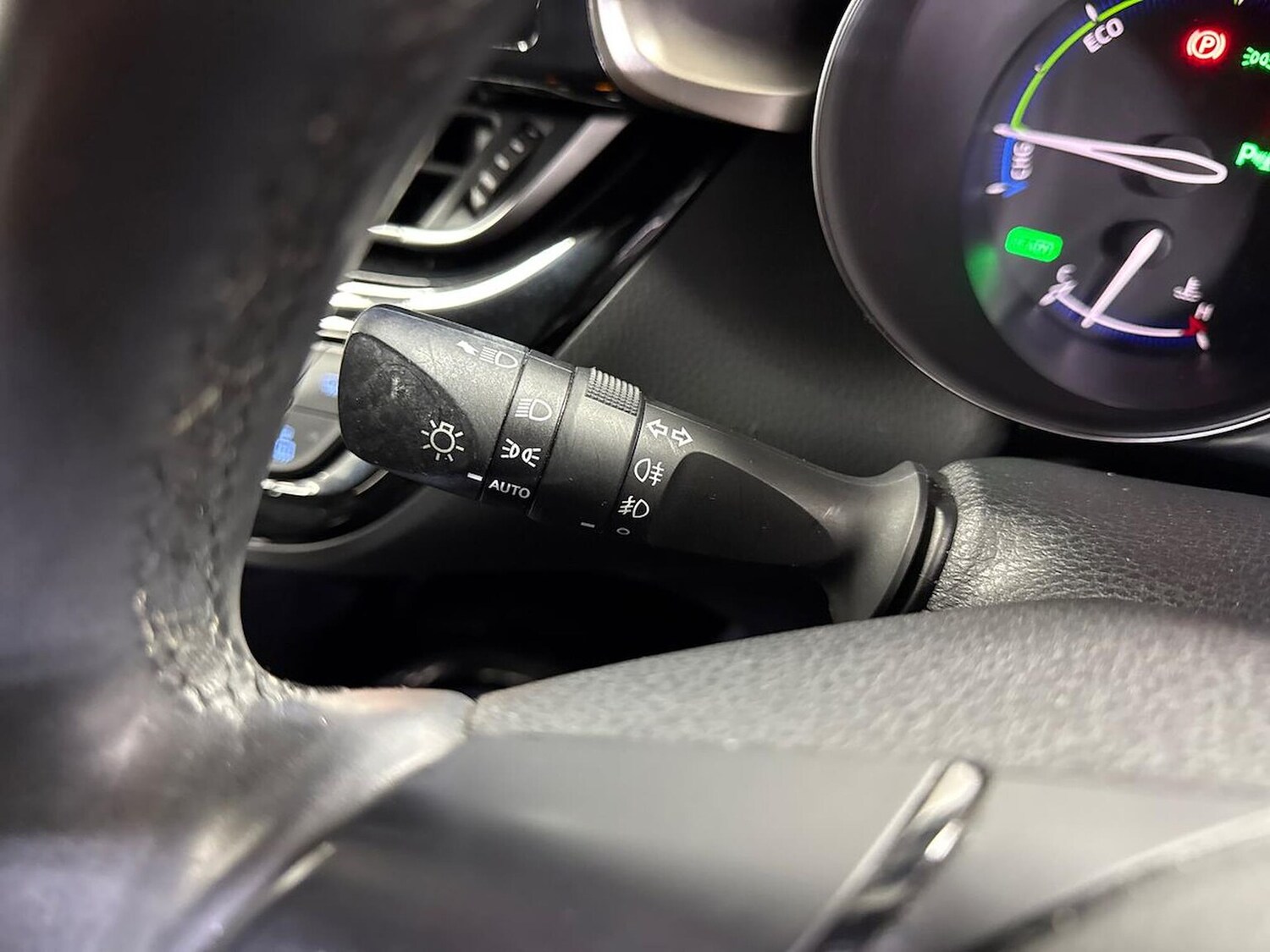 Used Toyota C-HR 2019 for sale - 78193912: Photo 28