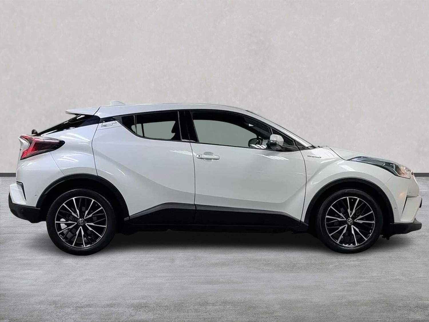 Used Toyota C-HR 2019 for sale - 78193912: Photo 5
