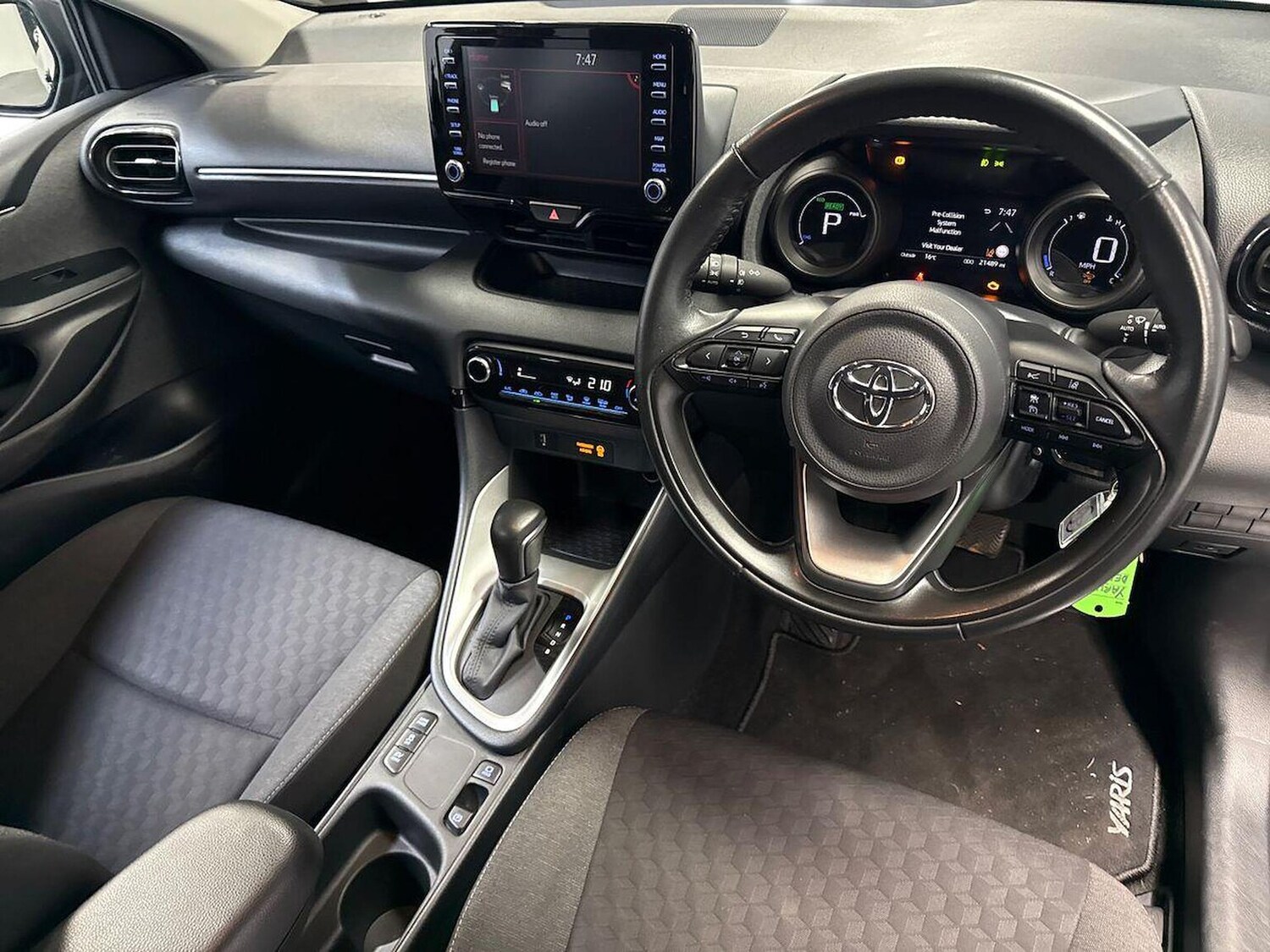 Used Toyota Yaris 2021 for sale - 76299385: Photo 15