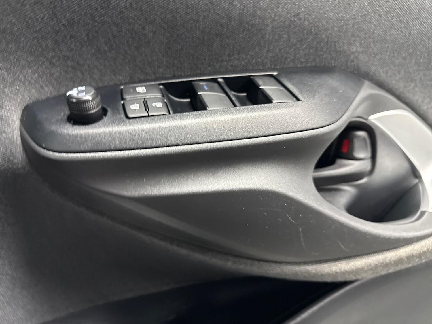 Used Toyota Yaris 2021 for sale - 76299385: Photo 21