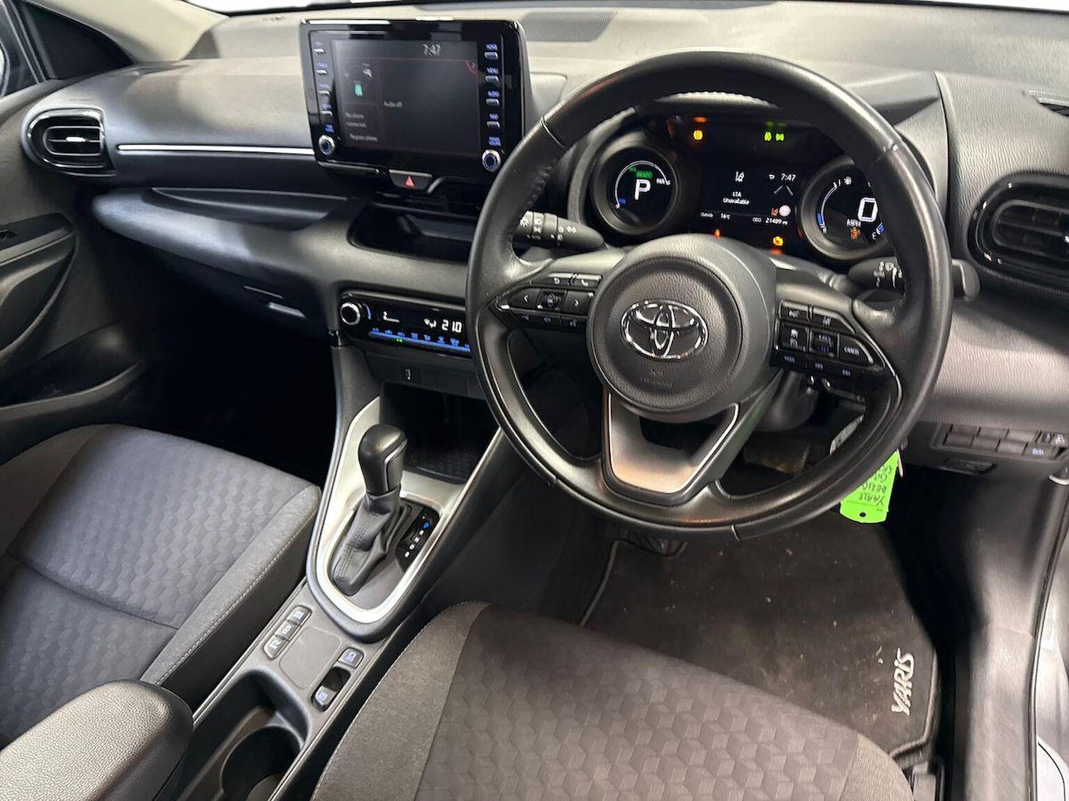 Used Toyota Yaris 2021 for sale - 76299385: Photo 8