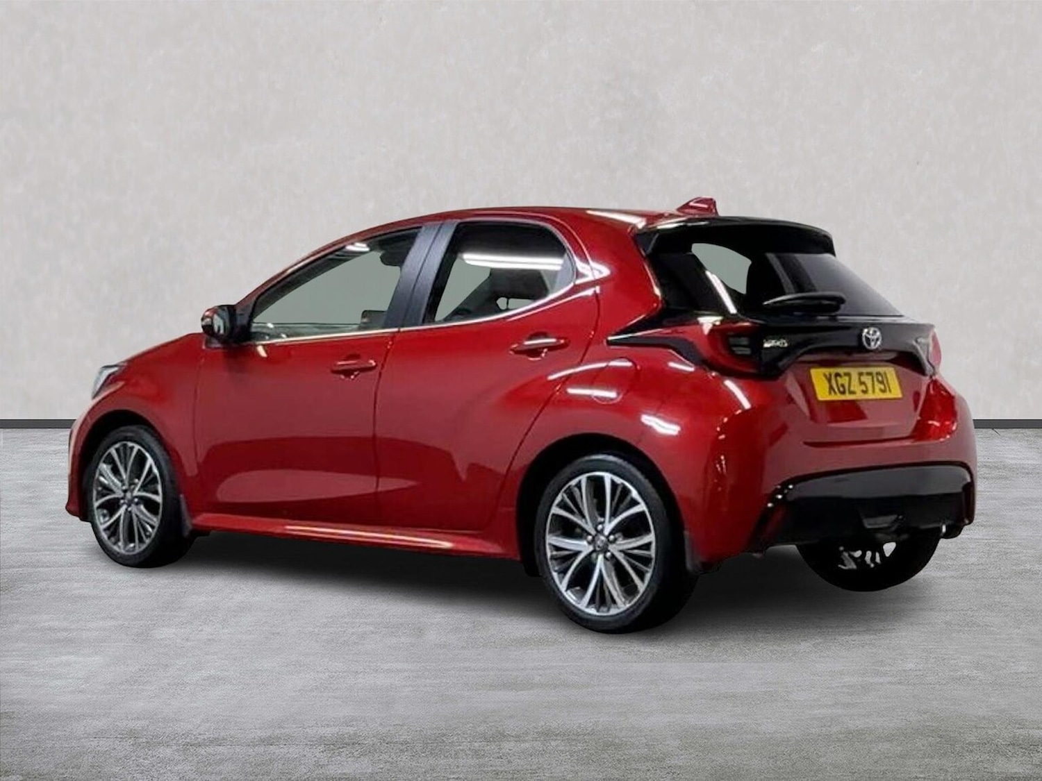 Used Toyota Yaris 2022 for sale - 77488534: Photo 2