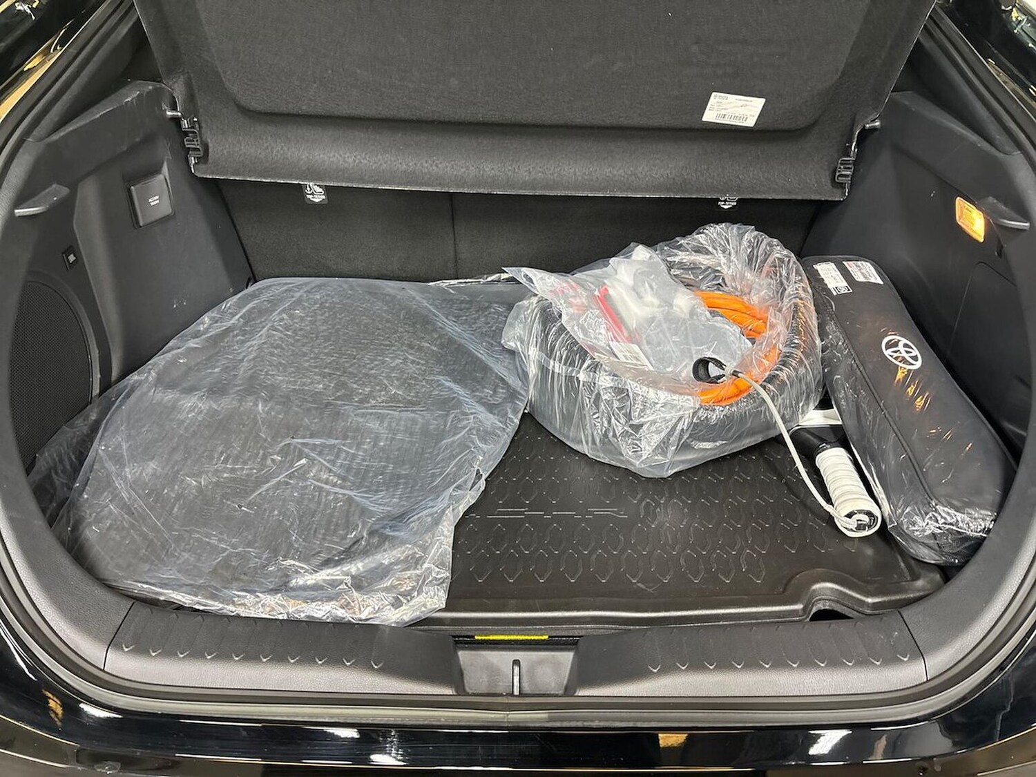 Used Toyota C-HR 2024 for sale - 77488556: Photo 17