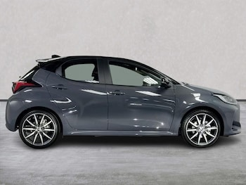 Used Toyota Yaris 2026 for sale - 79330270: Photo