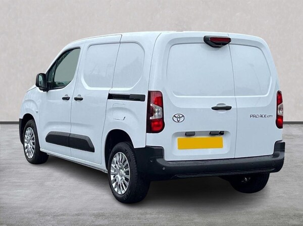 Used Toyota ProAce 2025 for sale - 76288546: Photo 2