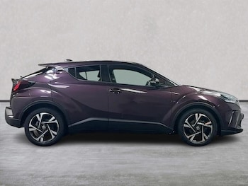 Used Toyota C-HR 2023 for sale - 78620768: Photo