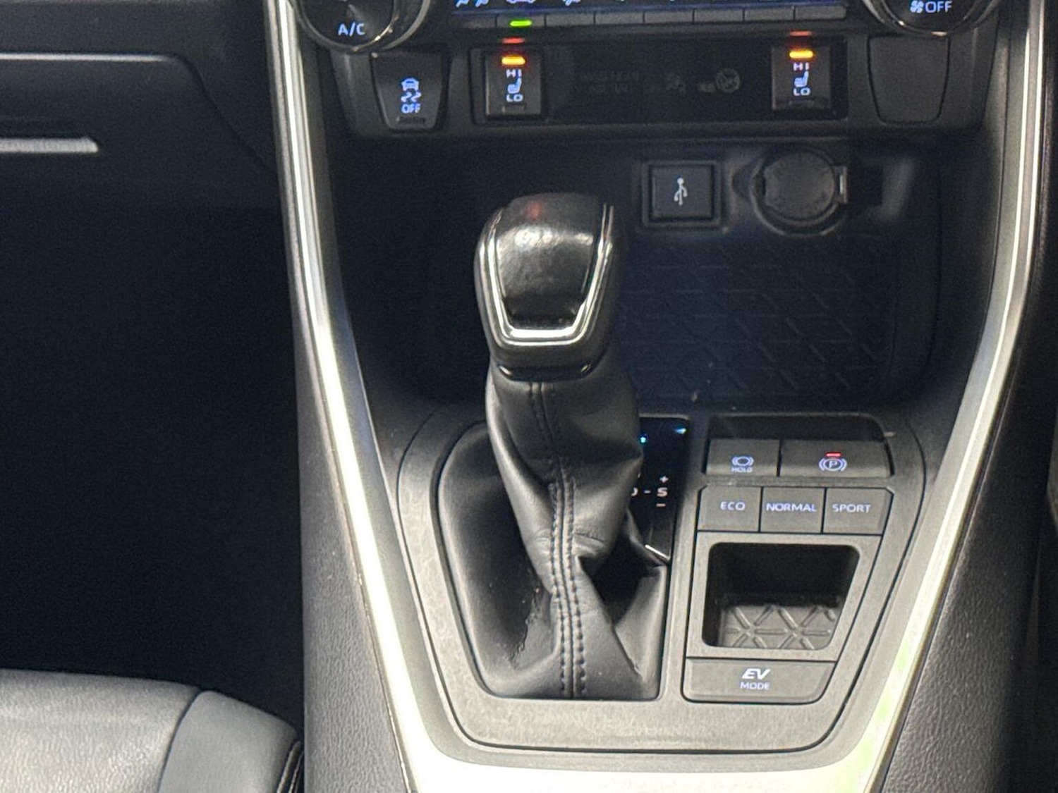 Used Toyota RAV4 2022 for sale - 78176499: Photo 15