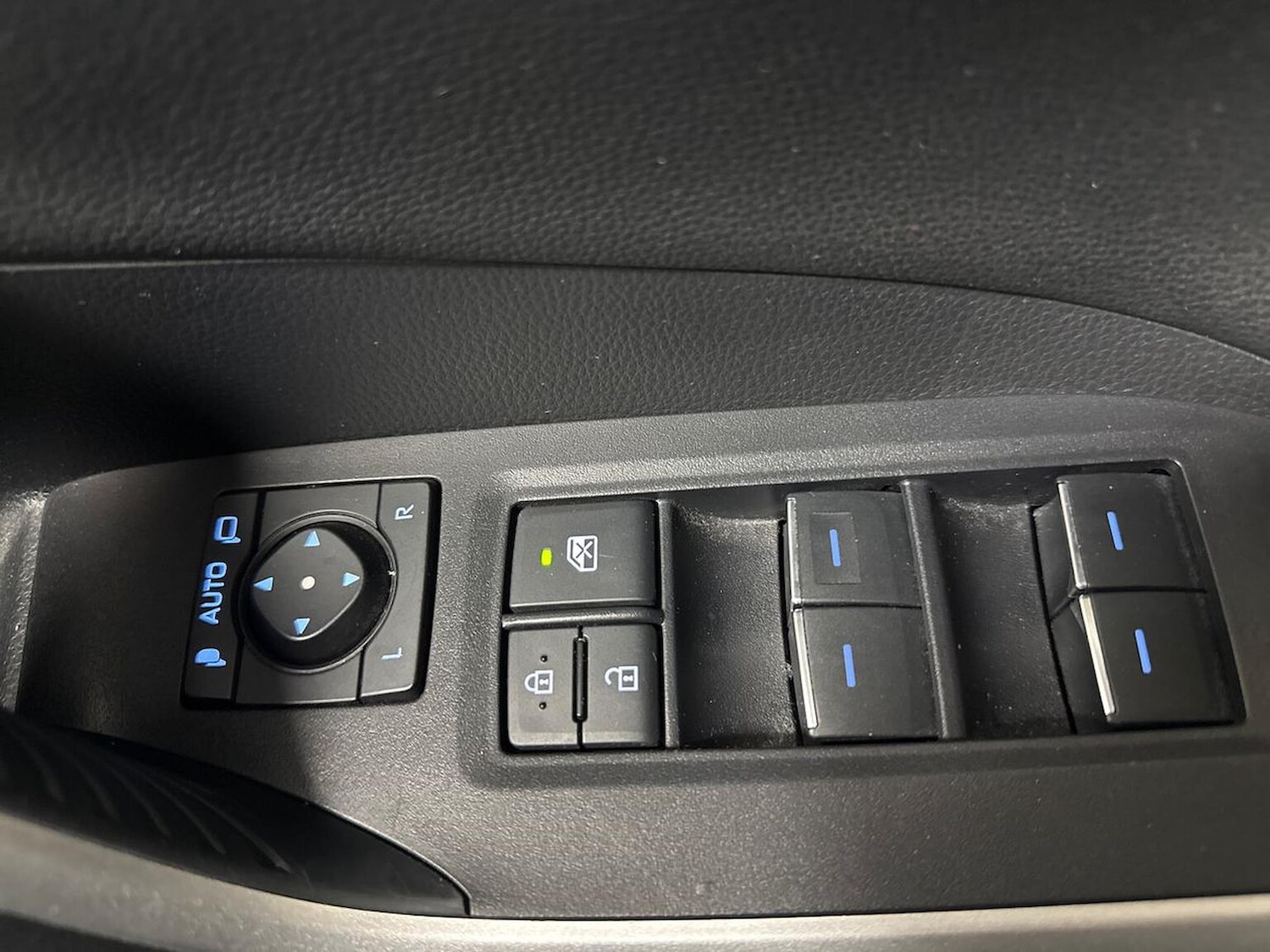 Used Toyota RAV4 2022 for sale - 78176499: Photo 23