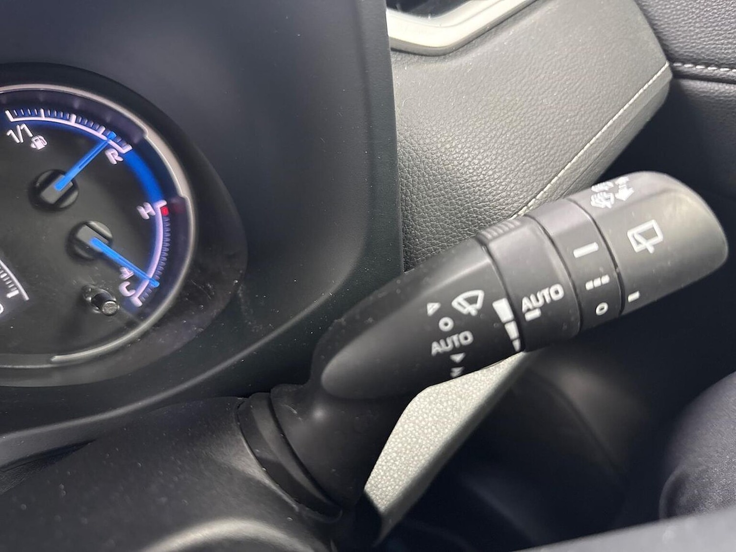 Used Toyota RAV4 2022 for sale - 78176499: Photo 30