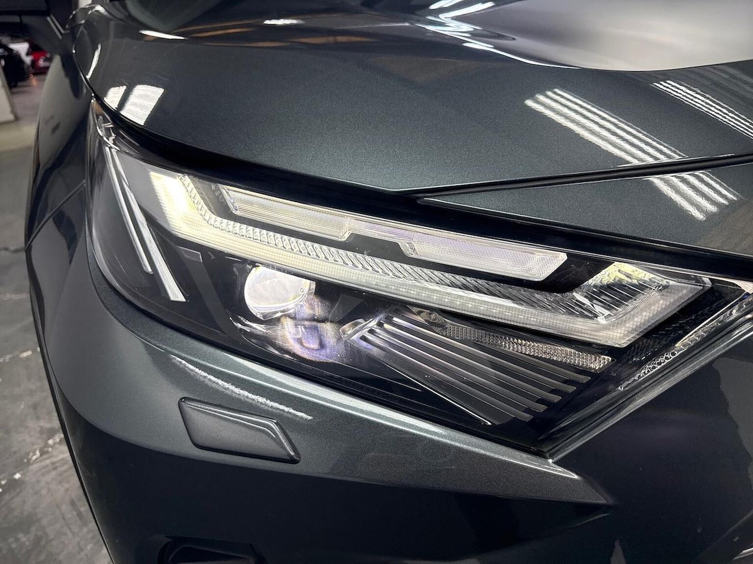 Used Toyota RAV4 2022 for sale - 78176499: Photo 33