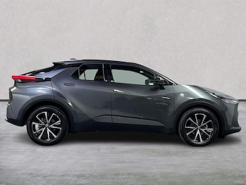 Used Toyota C-HR 2025 for sale - 78391044: Photo