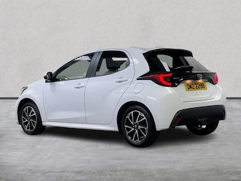 Used Toyota Yaris 2024 for sale - 78380612: Photo