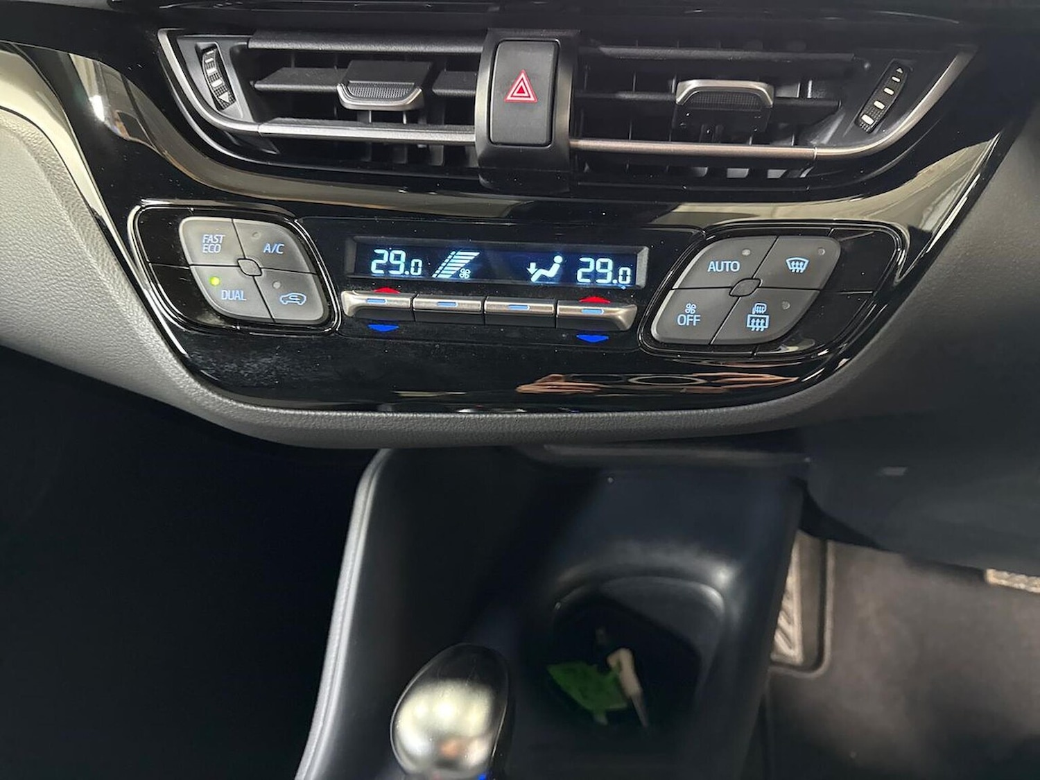 Used Toyota C-HR 2023 for sale - 78194204: Photo 12