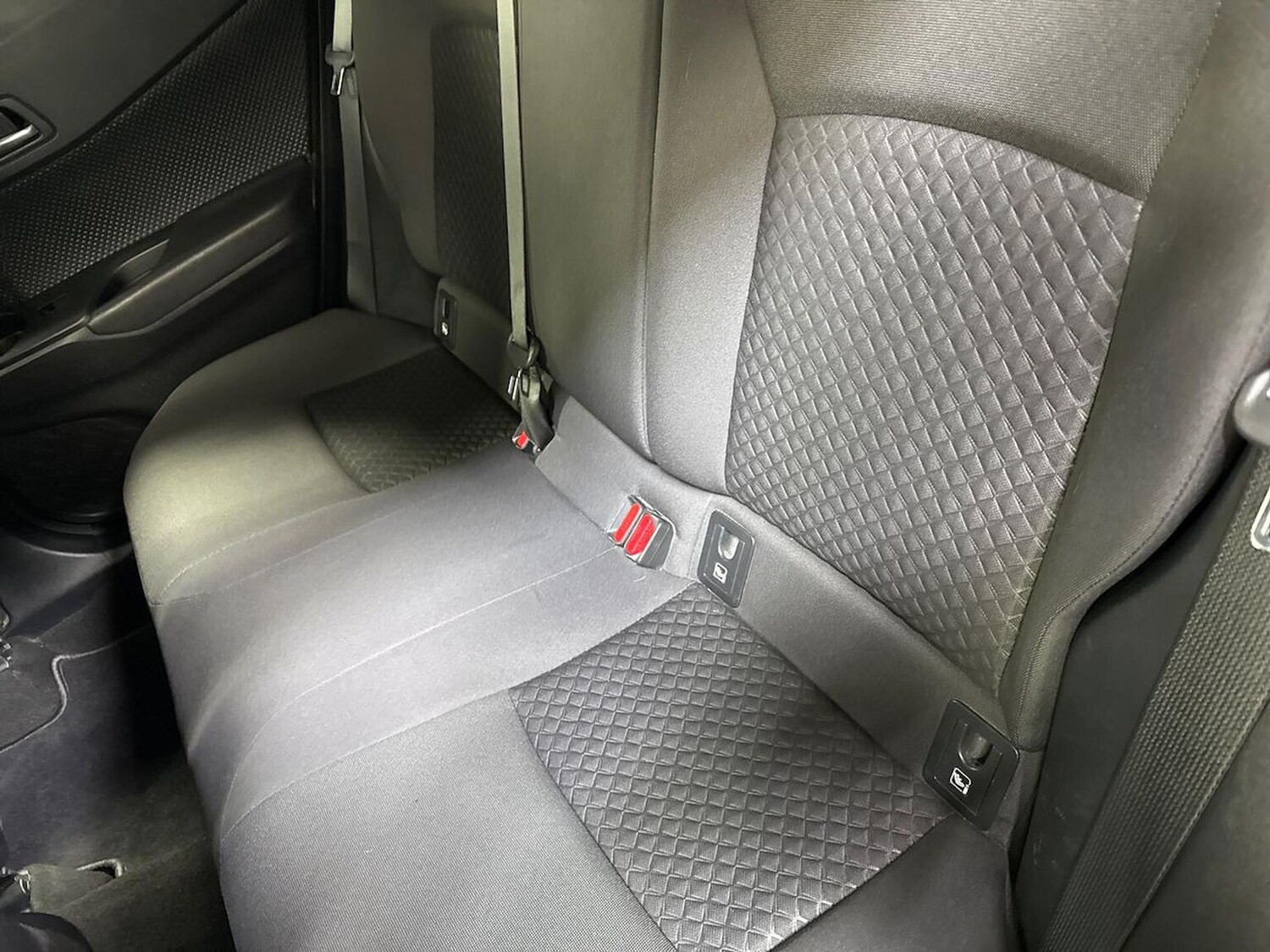 Used Toyota C-HR 2023 for sale - 78194204: Photo 16