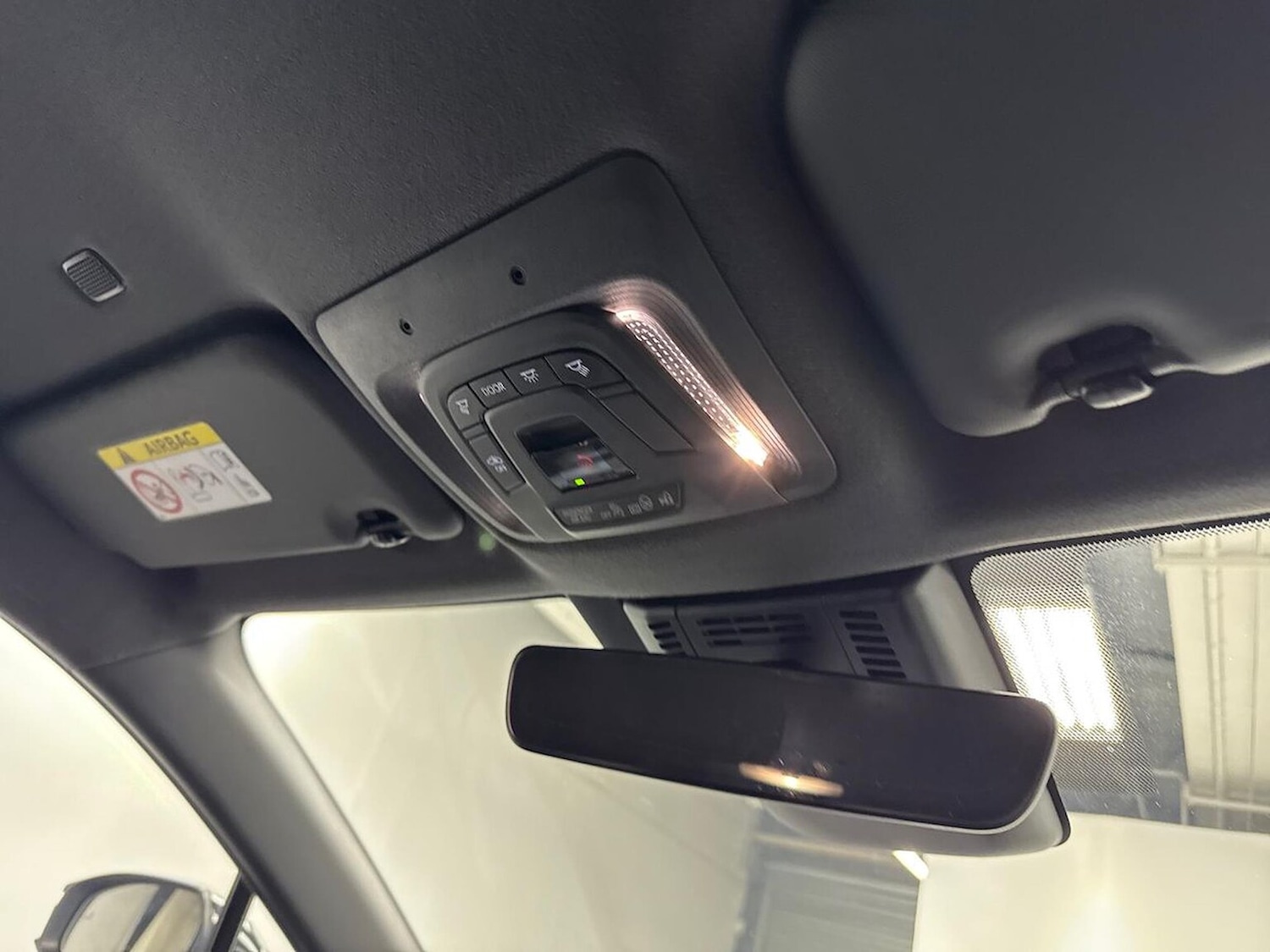 Used Toyota C-HR 2025 for sale - 77984036: Photo 14