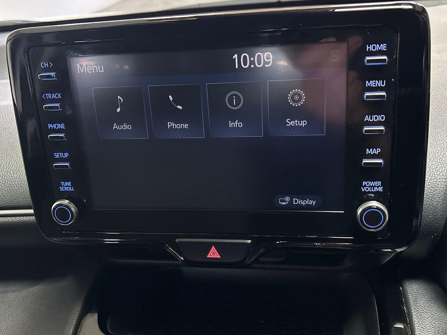 Used Toyota Yaris Cross 2023 for sale - 76102510: Photo 11