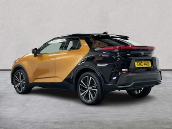 Used Toyota C-HR 2024 for sale - 79575376: Photo
