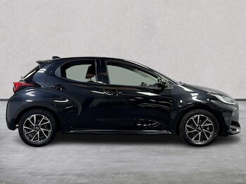 Used Toyota Yaris 2023 for sale - 75511695: Photo