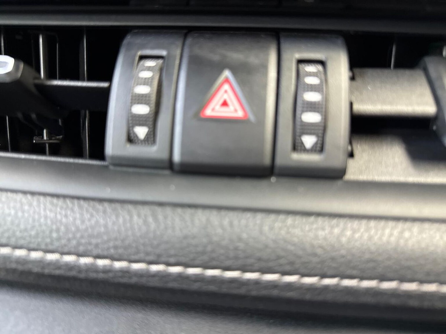 Used Toyota RAV4 2021 for sale - 76127139: Photo 22