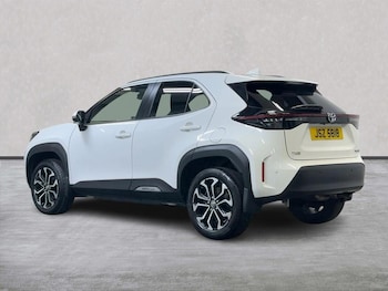 Used Toyota Yaris Cross 2023 for sale - 77488543: Photo