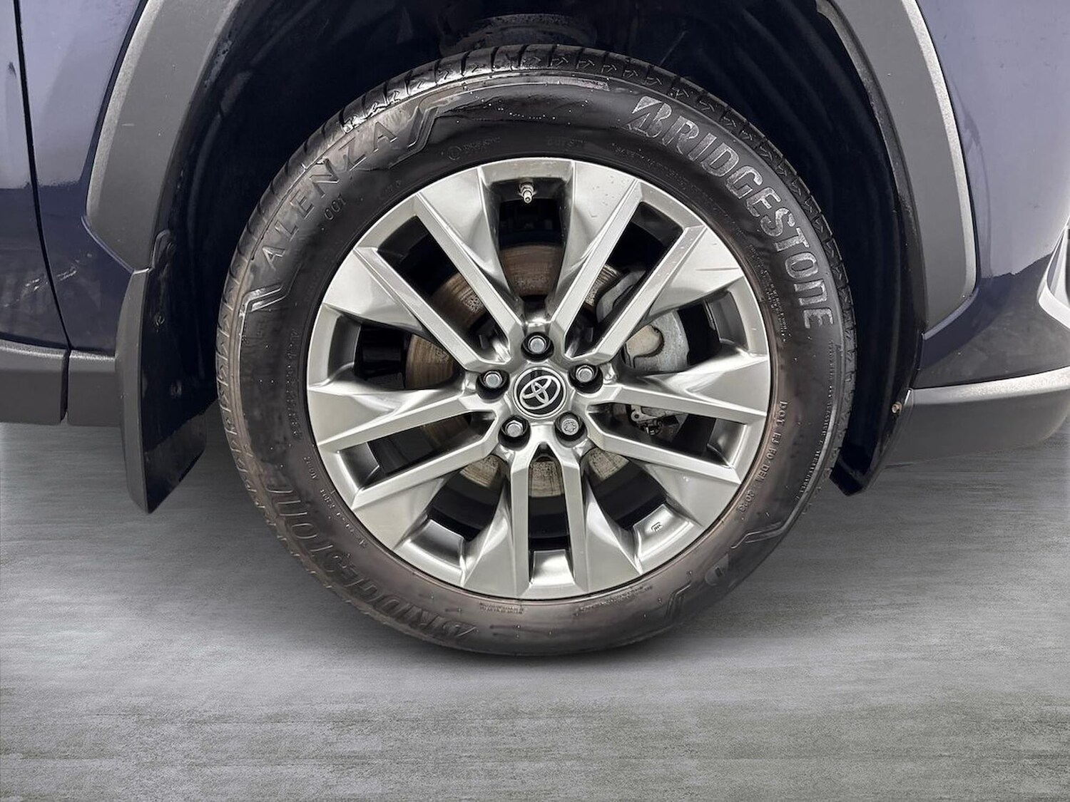 Used Toyota RAV4 2022 for sale - 76570957: Photo 5