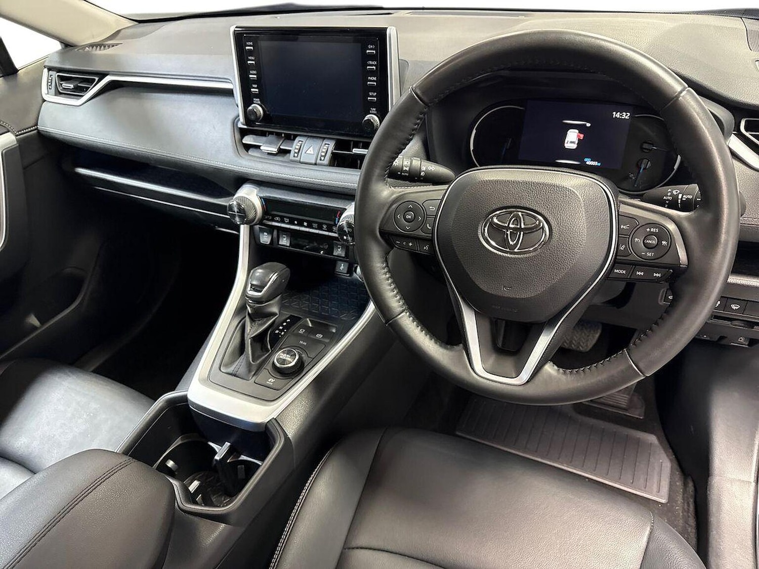 Used Toyota RAV4 2022 for sale - 76570957: Photo 8