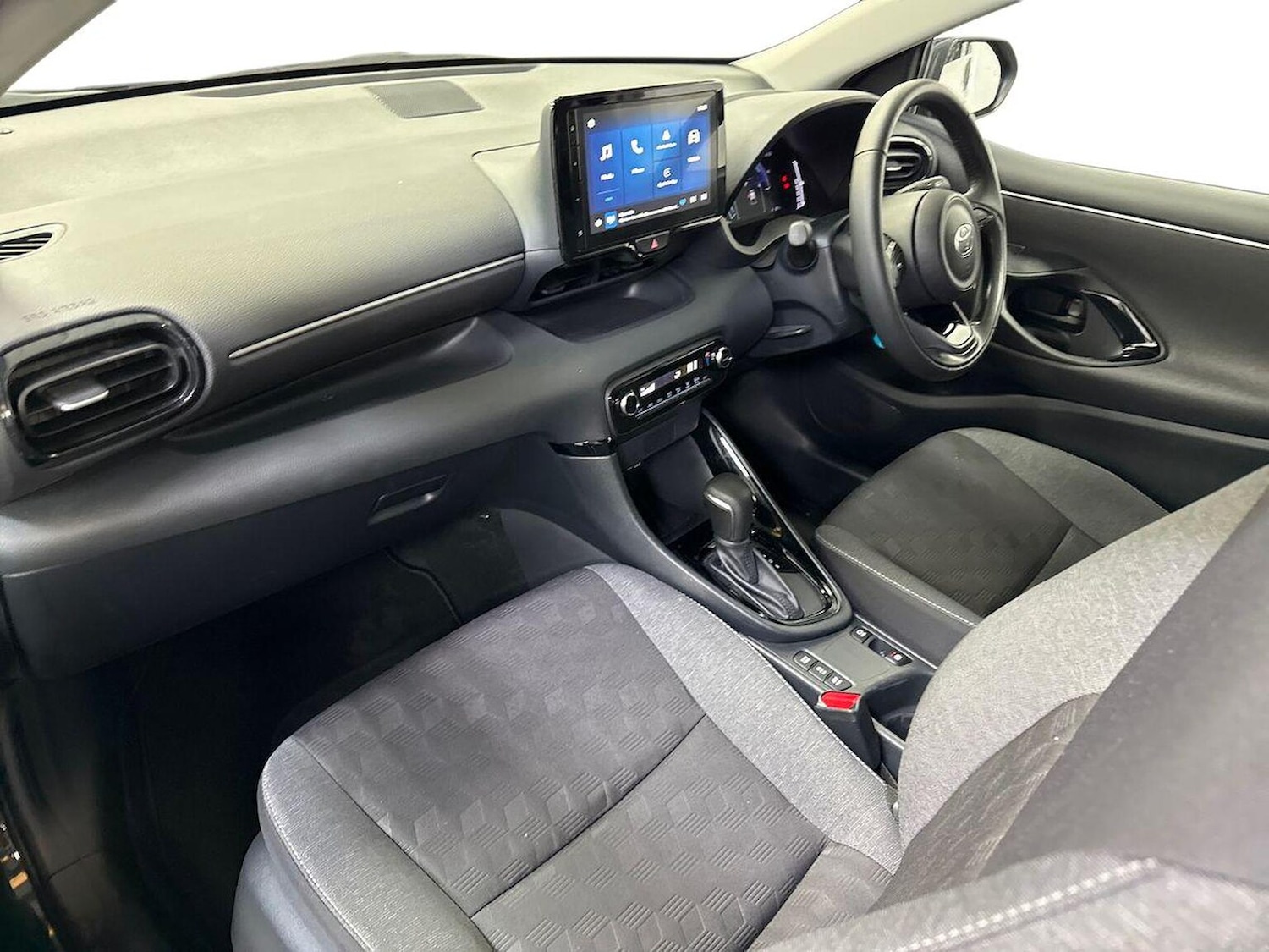 Used Toyota Yaris 2025 for sale - 78213682: Photo 9