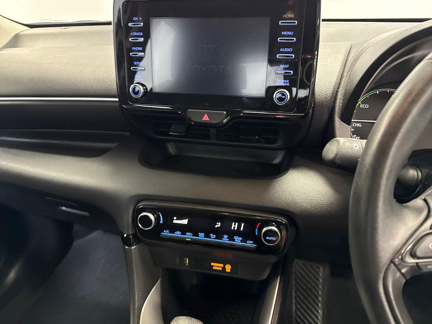 Used Toyota Yaris 2022 for sale - 76324568: Photo 11