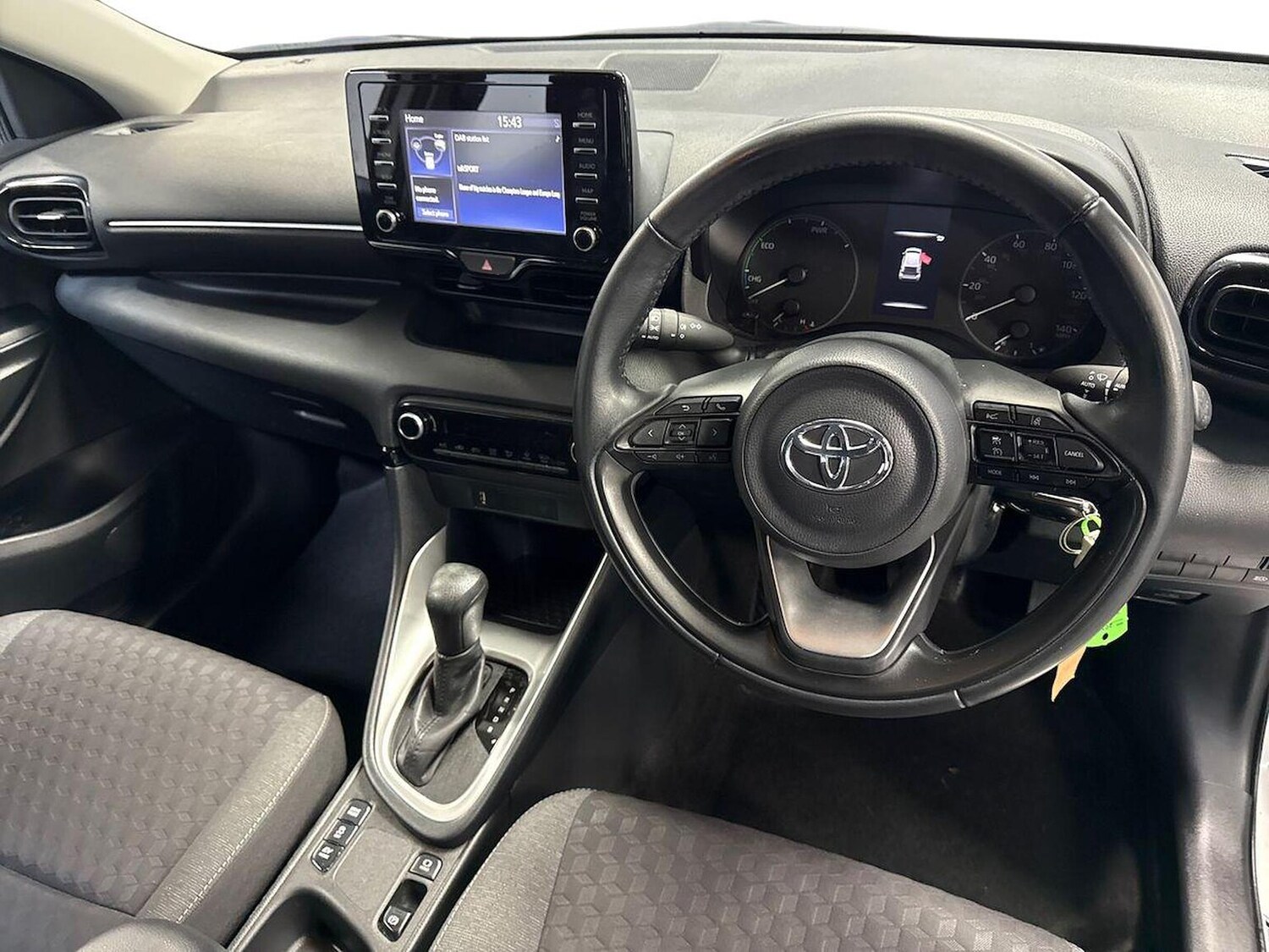 Used Toyota Yaris 2022 for sale - 76324568: Photo 15