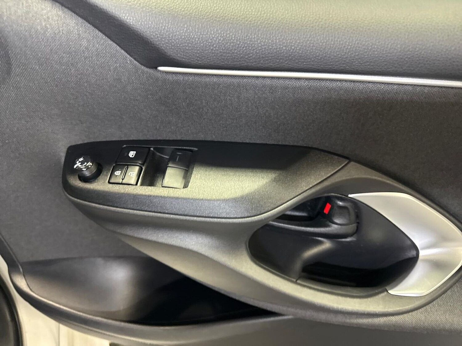 Used Toyota Yaris 2022 for sale - 76324568: Photo 21