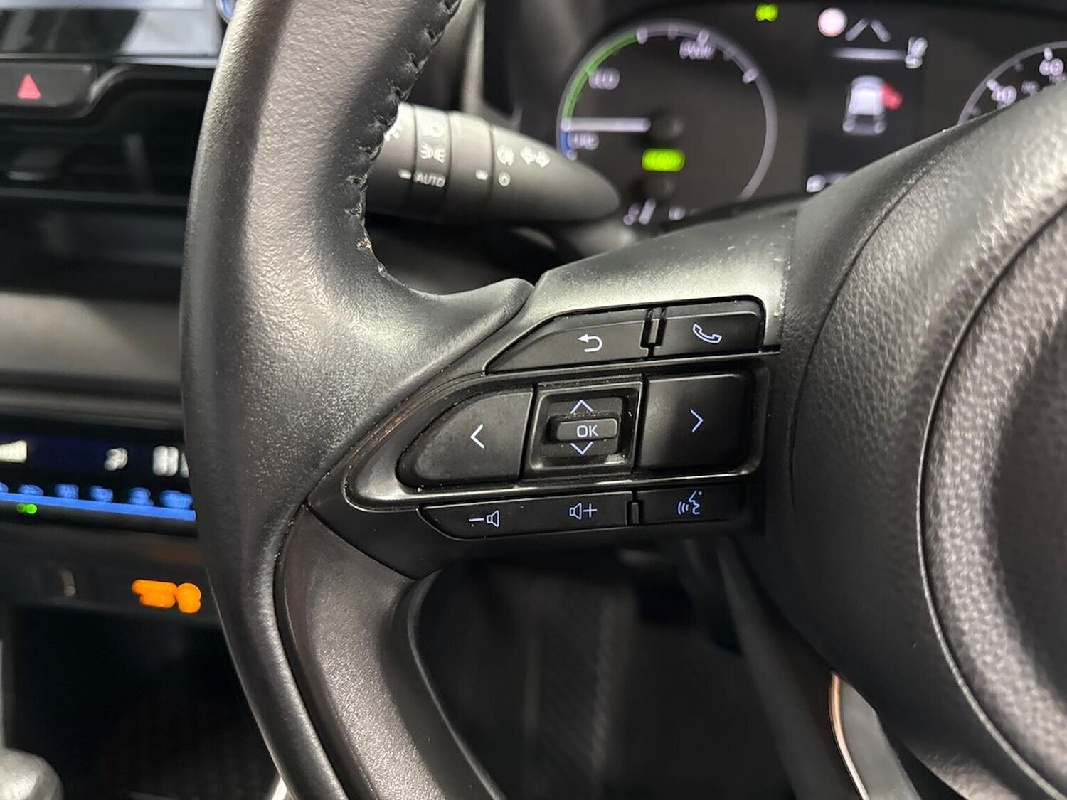 Used Toyota Yaris 2022 for sale - 76324568: Photo 24