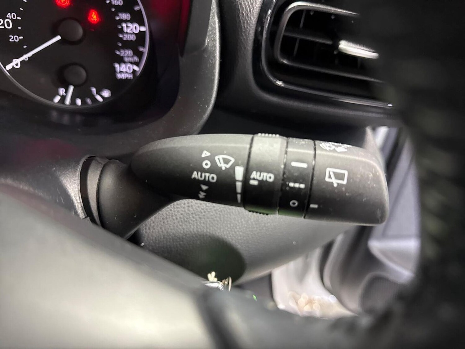 Used Toyota Yaris 2022 for sale - 76324568: Photo 26