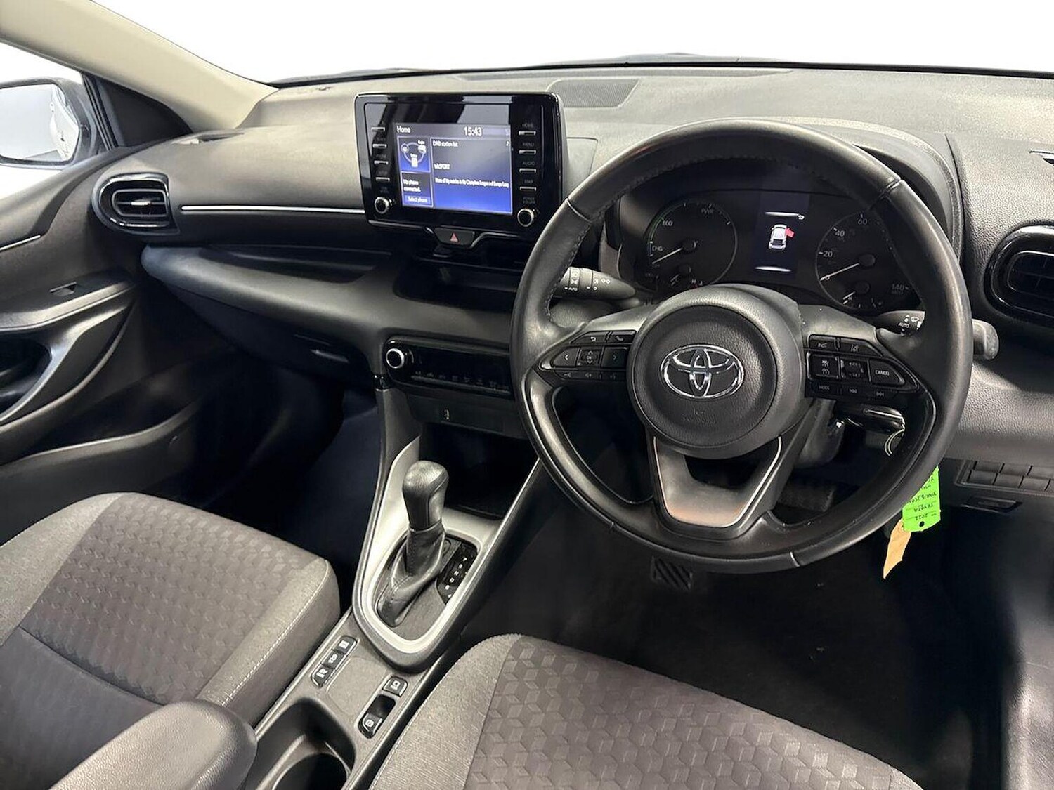 Used Toyota Yaris 2022 for sale - 76324568: Photo 8