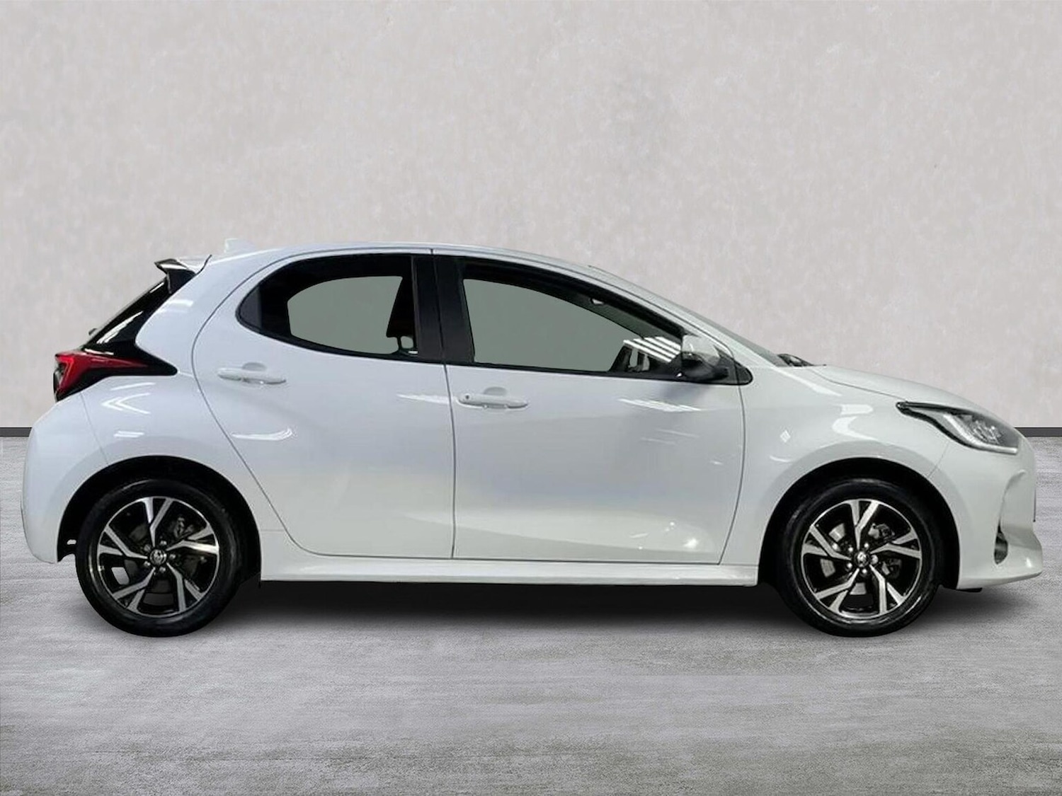 Used Toyota Yaris 2024 for sale - 78192806: Photo 5