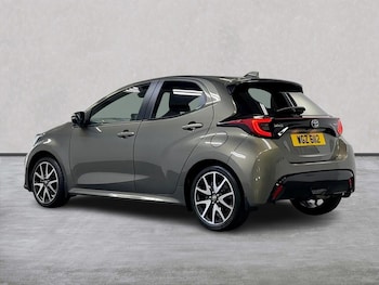 Used Toyota Yaris 2022 for sale - 75556267: Photo