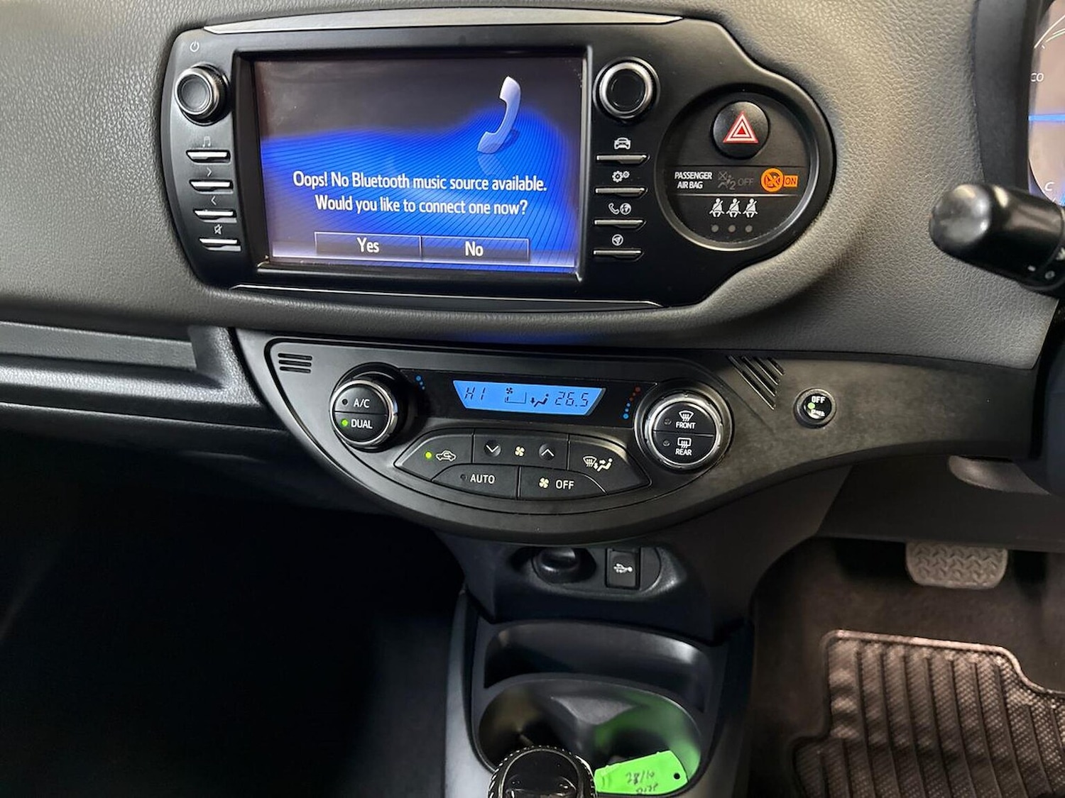 Used Toyota Yaris 2018 for sale - 76547682: Photo 11