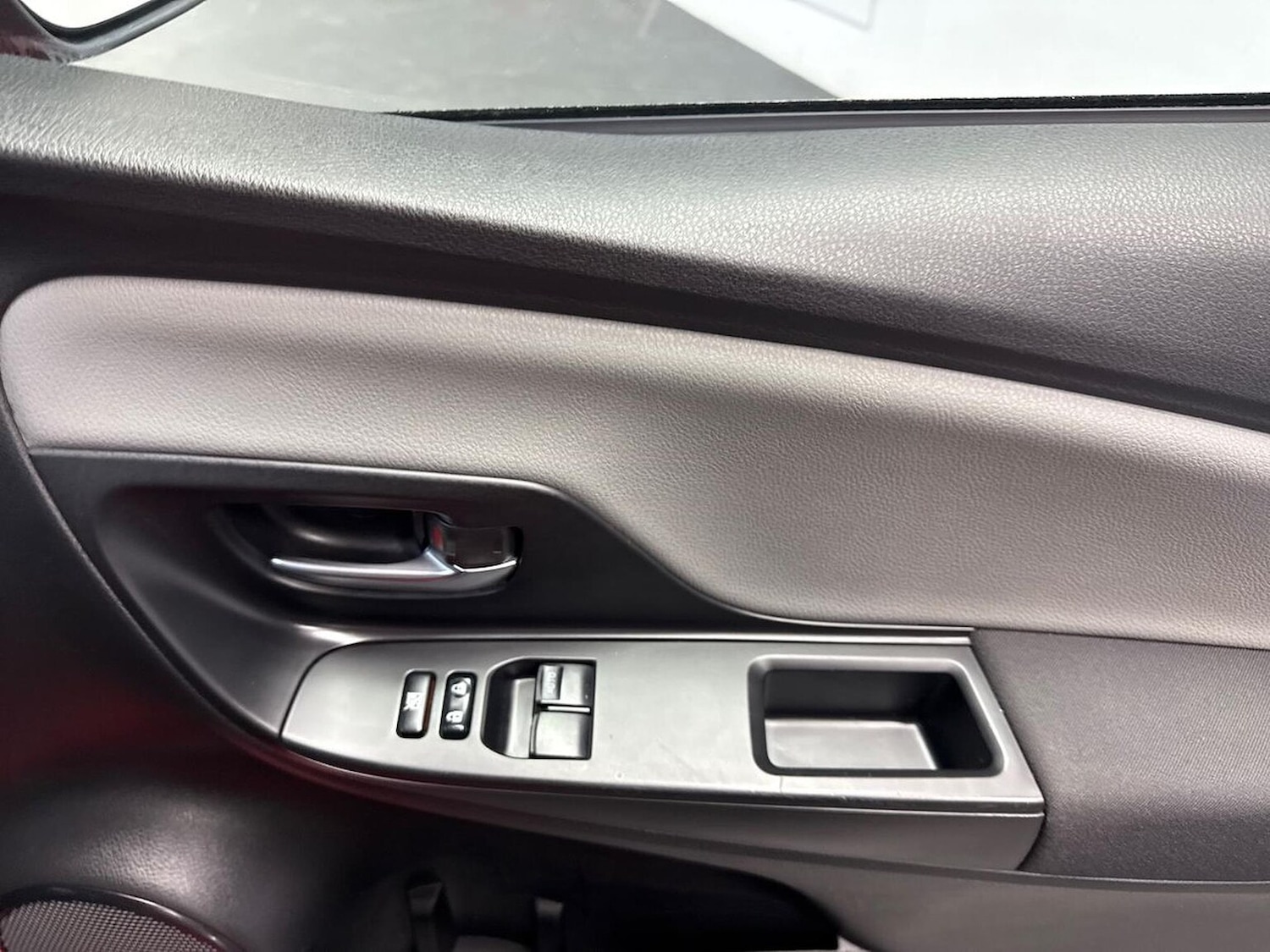 Used Toyota Yaris 2018 for sale - 76547682: Photo 21