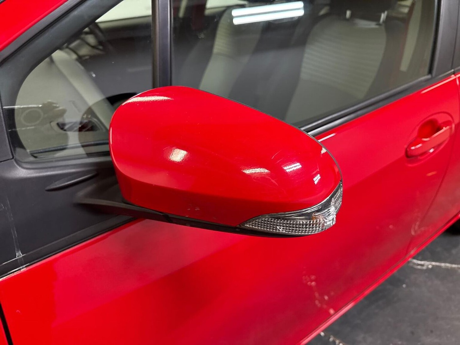 Used Toyota Yaris 2018 for sale - 76547682: Photo 30