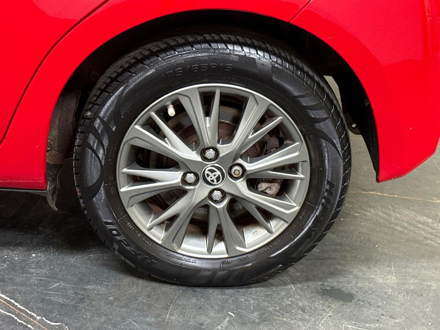 Used Toyota Yaris 2018 for sale - 76547682: Photo 6