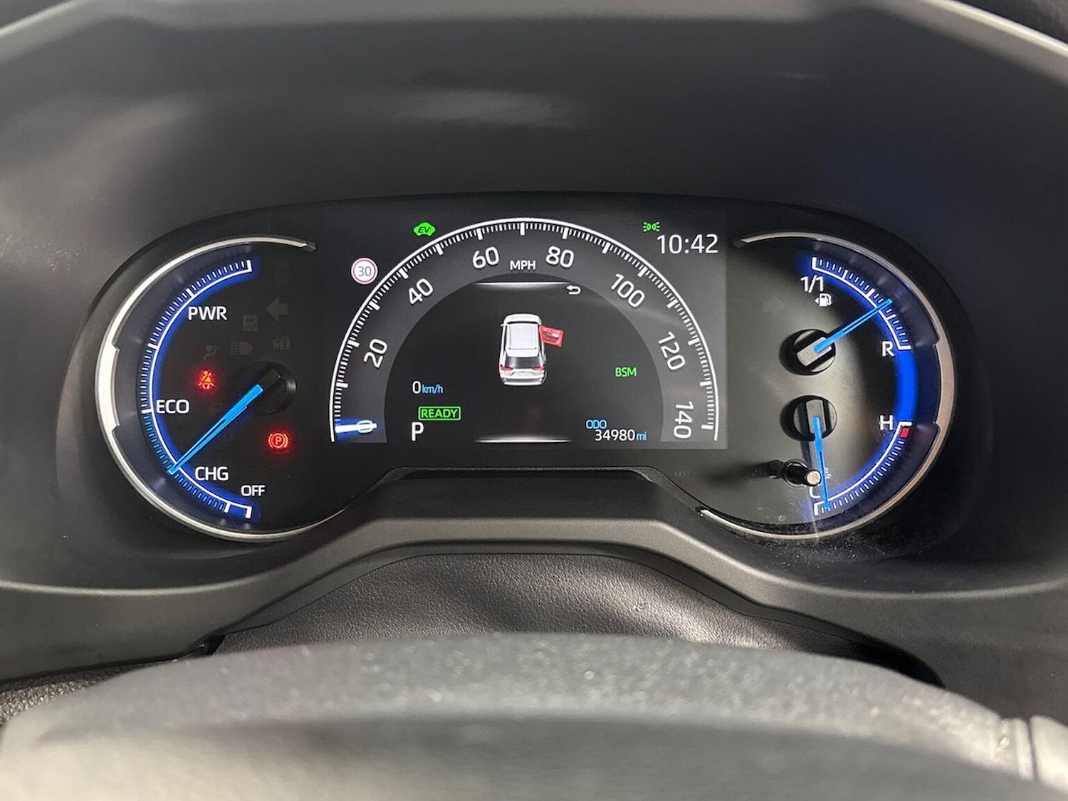 Used Toyota RAV4 2019 for sale - 76101404: Photo 10