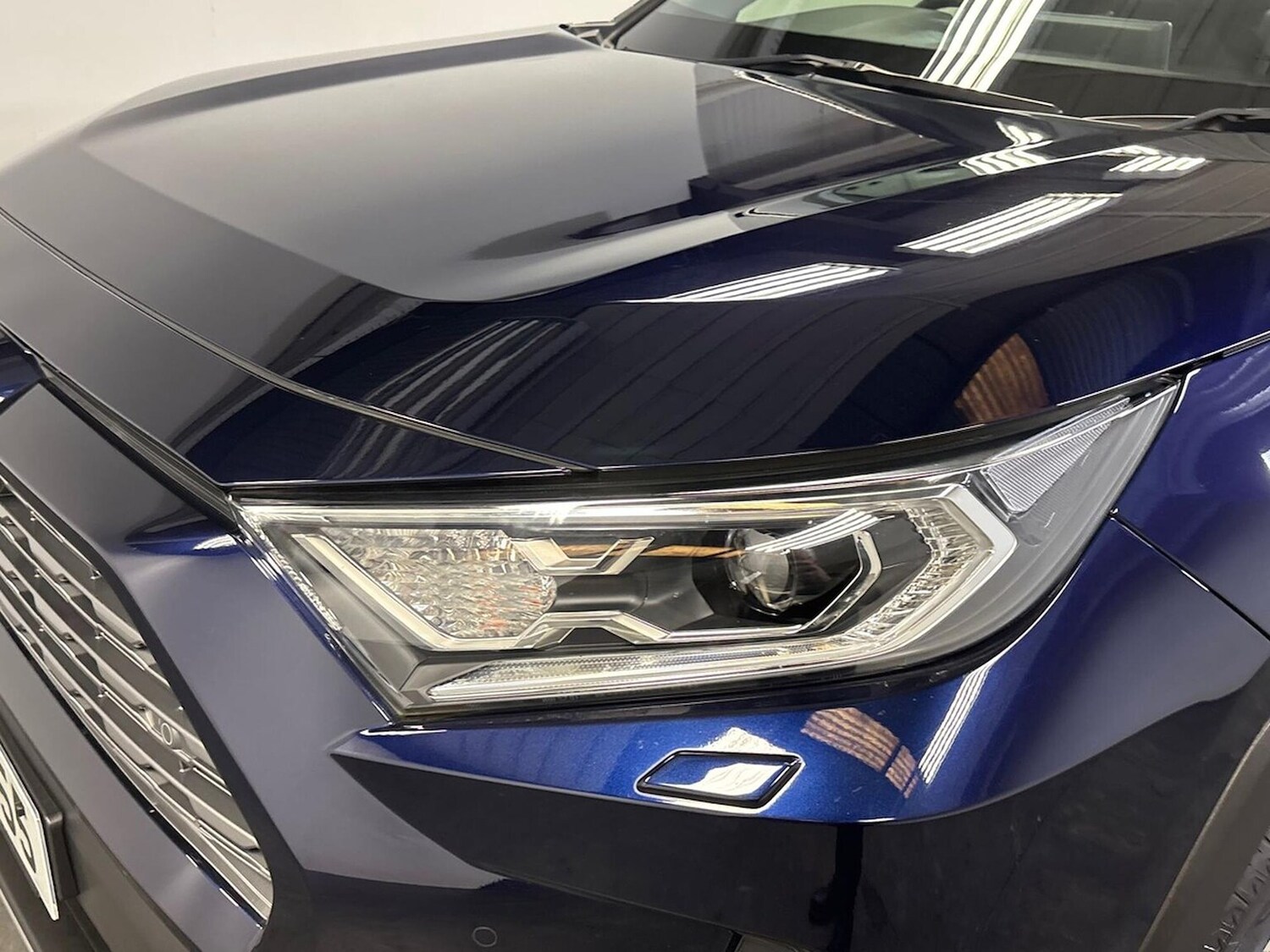Used Toyota RAV4 2019 for sale - 76101404: Photo 29
