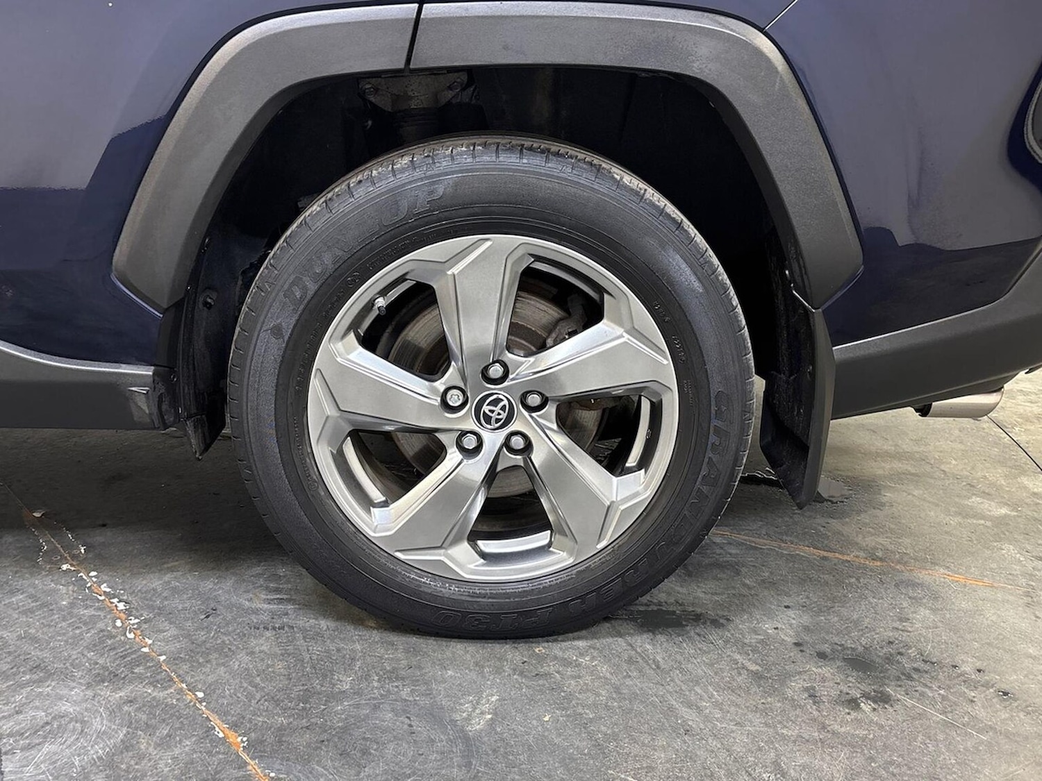 Used Toyota RAV4 2019 for sale - 76101404: Photo 6